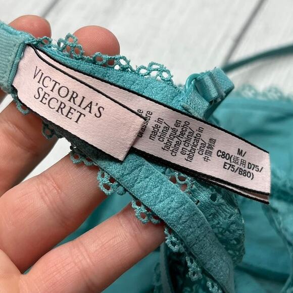 Victoria's Secret Teal Aqua Lace Lightly Lined Bralette Sz Medium Bra No Padding - Picture 6 of 8